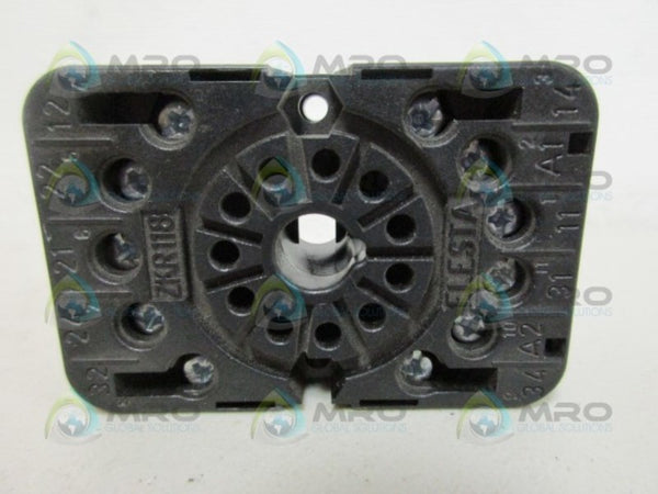 ELESTA ZKR118 RELAY BASE NSNP
