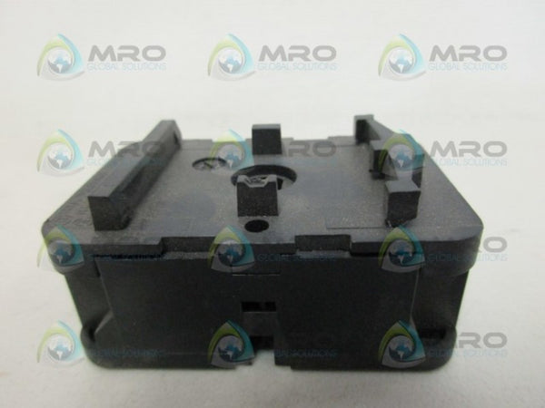 ELESTA ZKR118 RELAY BASE NSNP