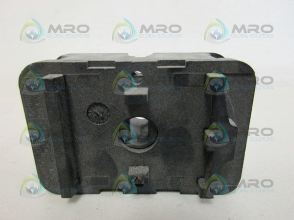 ELESTA ZKR118 RELAY BASE NSNP