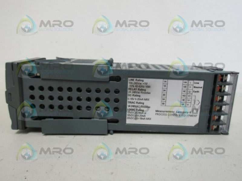 EUROTHERM 2416/CC/VH/RH/RC/RF/Y2/ENG PROCESS CONTROLLER UNMP