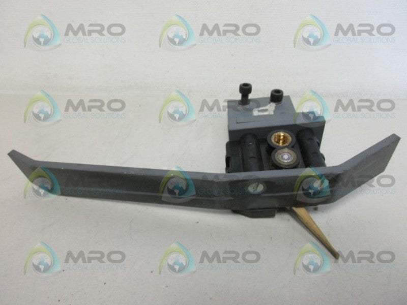FERAG 20.10.0350 SWITCH UNMP REMOVE FROM BRACKET