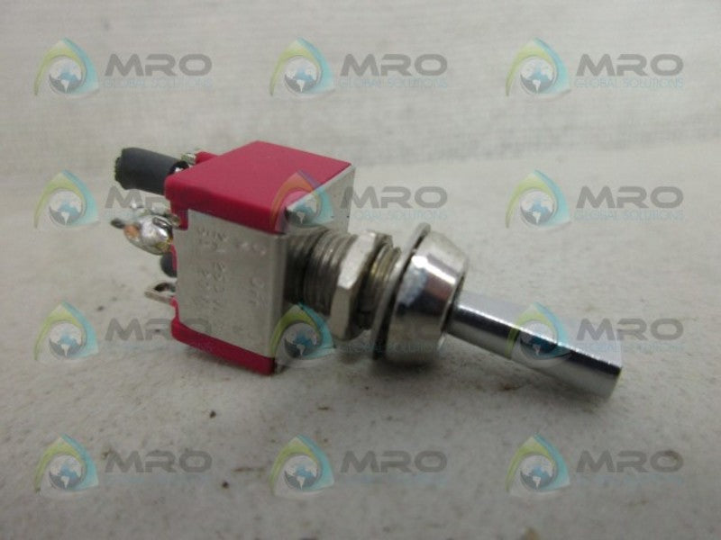 C&K 7205 TOGGLE SWITCH UNMP