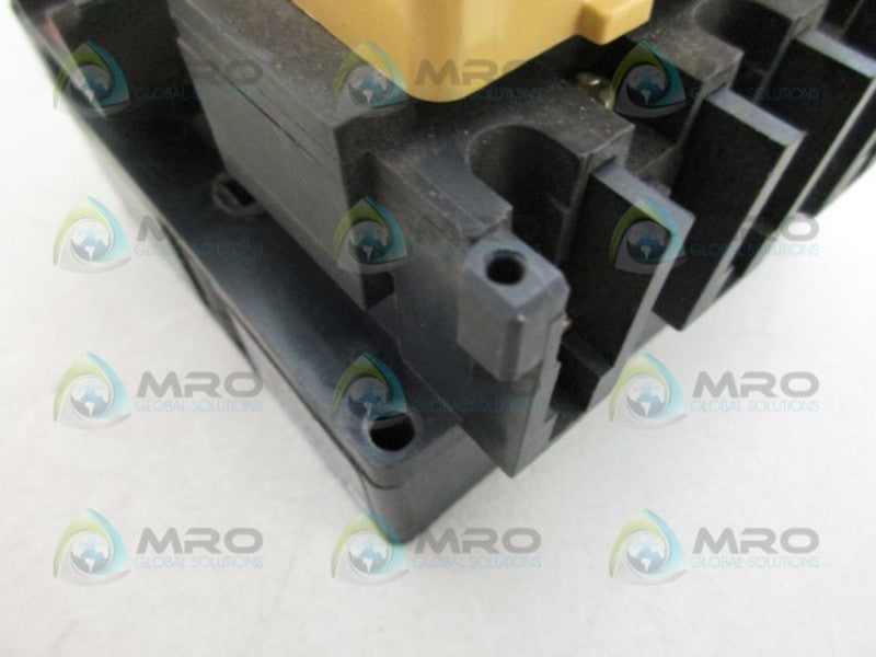 INDUSTRIAL SPARE PART 194R-NN030P3 SER.B DISCONNECT SWITCH UNMP