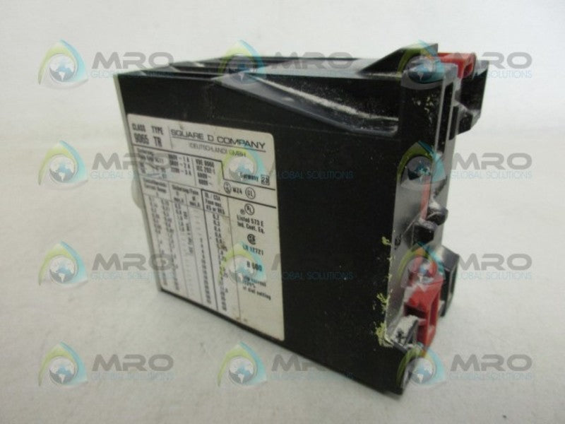 SQUARE D 9065-TR2,8 CONTACTOR UNMP