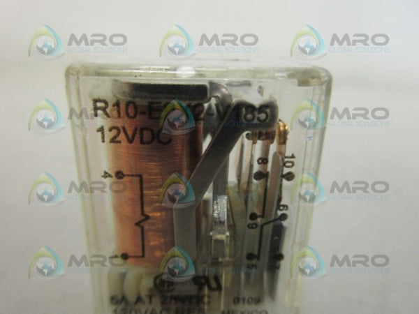 IDEC R10-E2X2-V185 12V RELAY UNMP