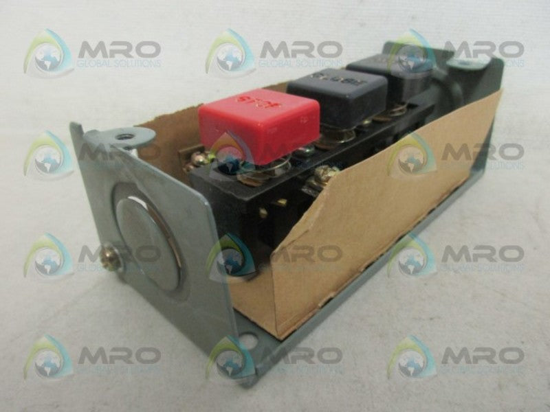 MMTC PBS-3 PUSHBUTTON STATION (AS PICTURED) NSNP