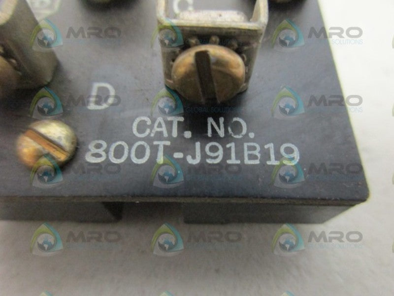 INDUSTRIAL SPARE PART 800T-J91B19 CONTACT BLOCK UNMP