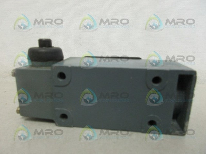 GENERAL ELECTRIC CR115G119 LIMIT SWITCH UNMP