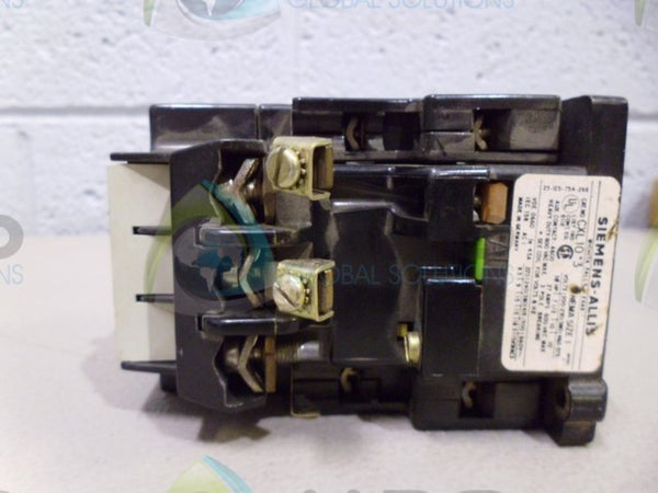SIEMENS CXL10-3 CIRCUIT BREAKER UNMP