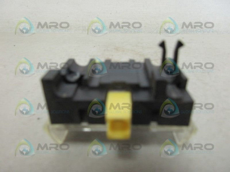 INDUSTRIAL SPARE PART 800T-XD4 CONTACT BLOCK UNMP