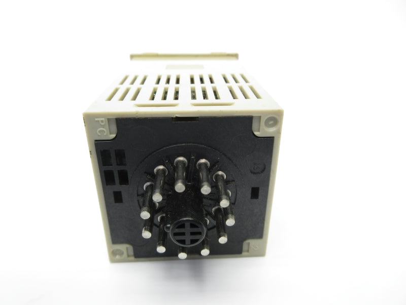 OMRON H7CN-XLNM 100-240VAC 3A UNMP