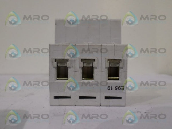 MERLIN GERIN 21420 CIRCUIT BREAKER 5A  UNMP