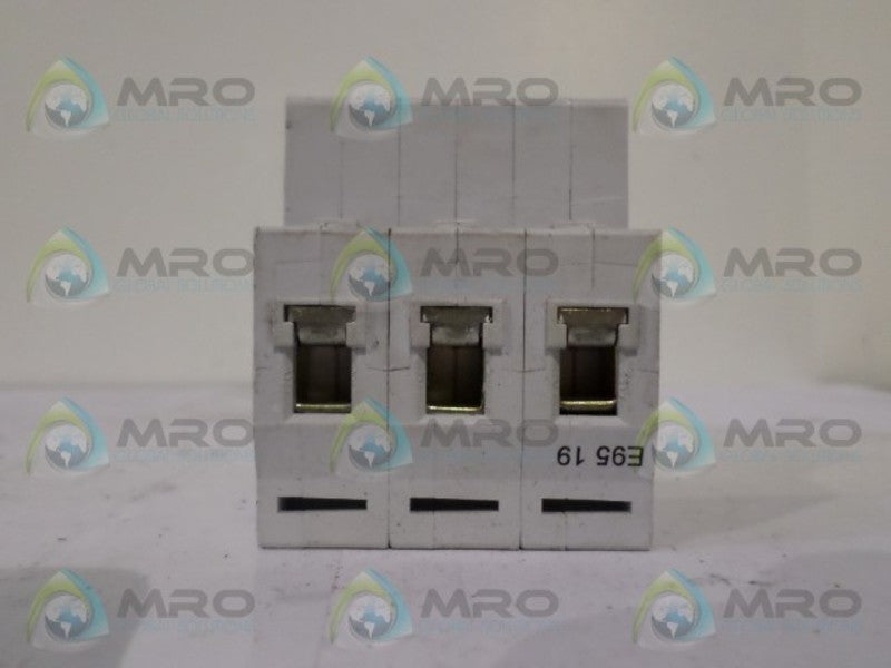 MERLIN GERIN 21420 CIRCUIT BREAKER 5A  UNMP