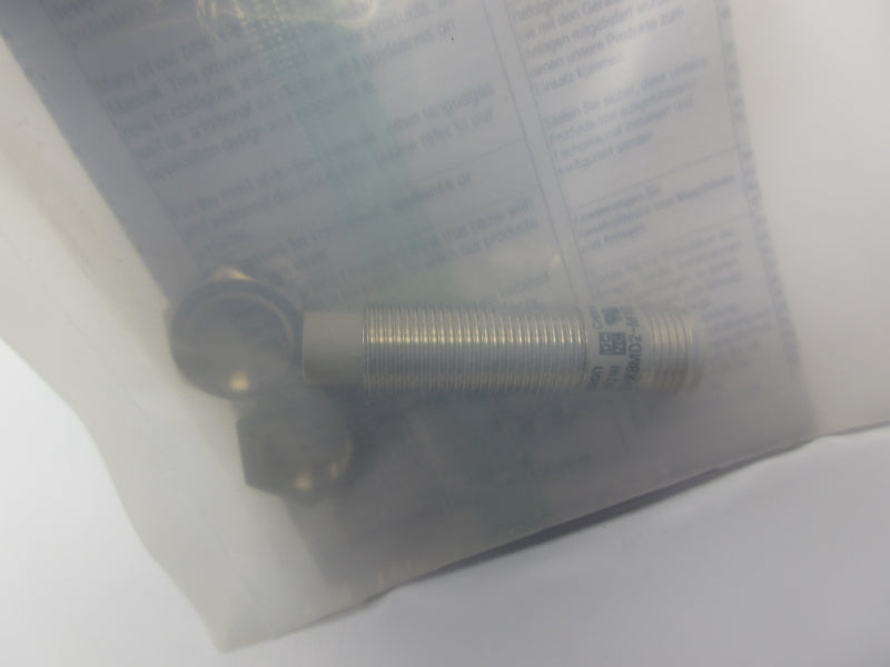 OMRON E2E-X8MD2-M1G 12-24VDC NSMP