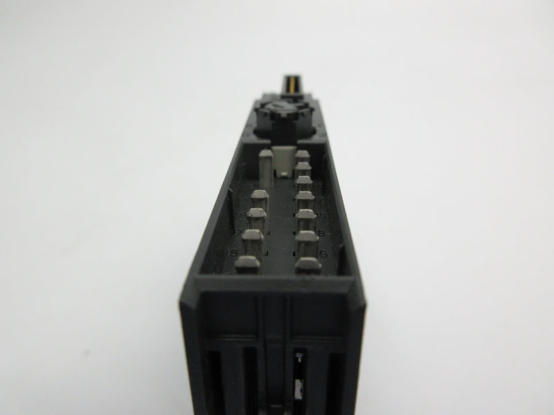 SIEMENS 6ES7138-4CA01-0AA0 24VDC UNMP