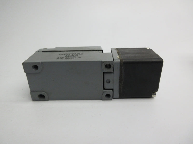 CUTLER HAMMER E51BLS1 SER. B2 120VAC 1A NSMP