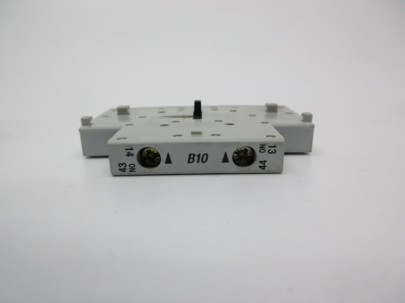 ALLEN BRADLEY 100S-B10 SER. B 690V 10A (BR/WH) NSMP