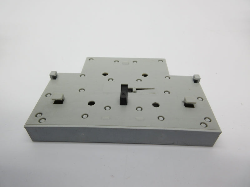ALLEN BRADLEY 100S-B10 SER. B 690V 10A (BR/WH) NSMP