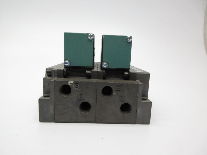 NUMATICS 081SA400M000061 24VDC .26A 150PSI (AS PICTURED1) NSNP