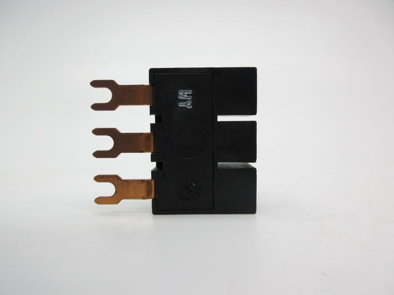 ALLEN BRADLEY 140M-C-WTE SER. A 690V 64A NSNP