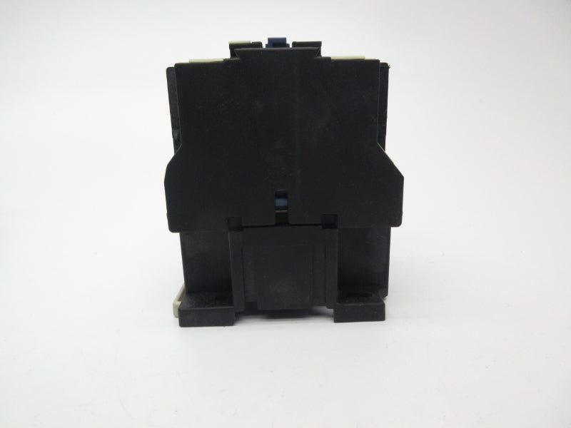 TELEMECANIQUE LC1D3210G6 120V NSNP