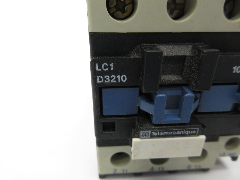TELEMECANIQUE LC1D3210G6 120V NSNP
