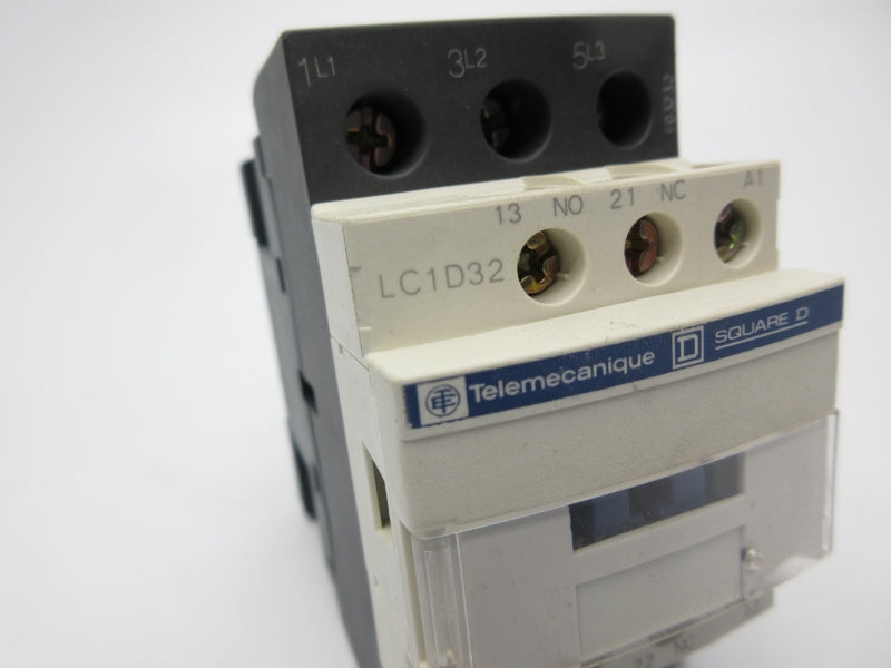 TELEMECANIQUE LC1D32LE7 208V NSNP