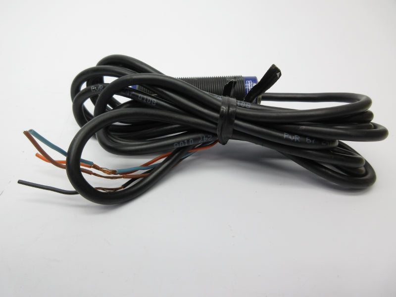 TELEMECANIQUE XU5-P18PP340 12-24V NSNP