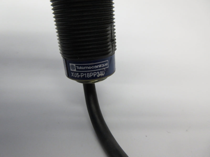 TELEMECANIQUE XU5-P18PP340 12-24V NSNP