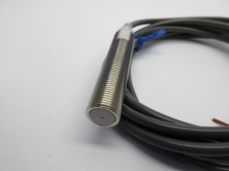 OMRON E2E2-X2C1 12-24VDC NSNP