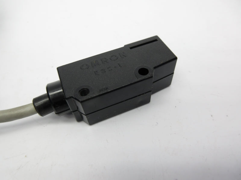 OMRON E3S-1DE11 12-24V NSNP