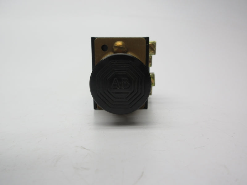 ALLEN BRADLEY 800H-BK2A SER. A 600VAC NSNP
