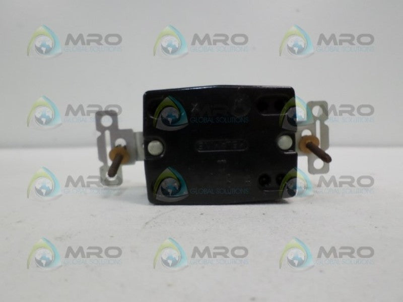 BRYANT 7410-G LOCKING RECEPTACLE  NSMP