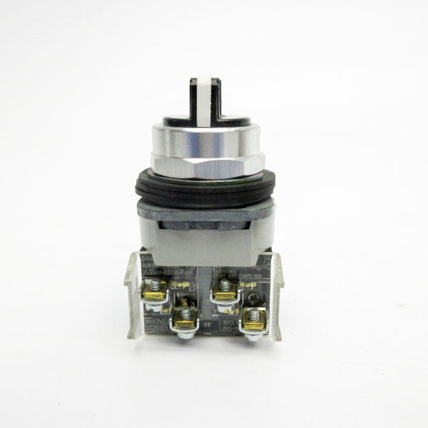 ALLEN BRADLEY 800T-J4 SER. T NSNP
