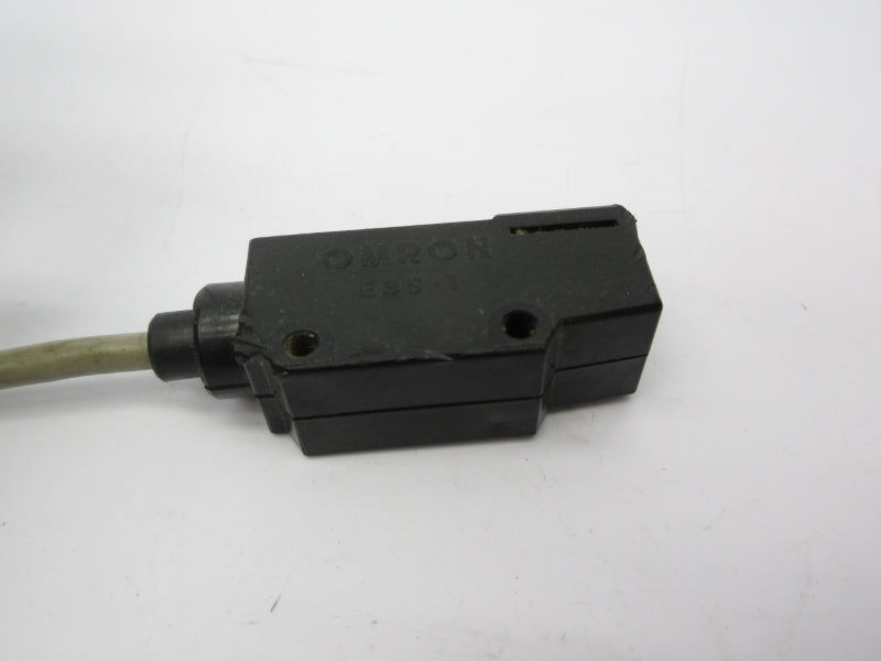 OMRON E3S-1DE11 12-24V UNMP