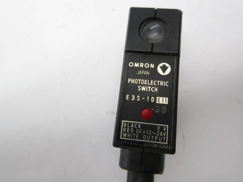 OMRON E3S-1DE11 12-24V UNMP