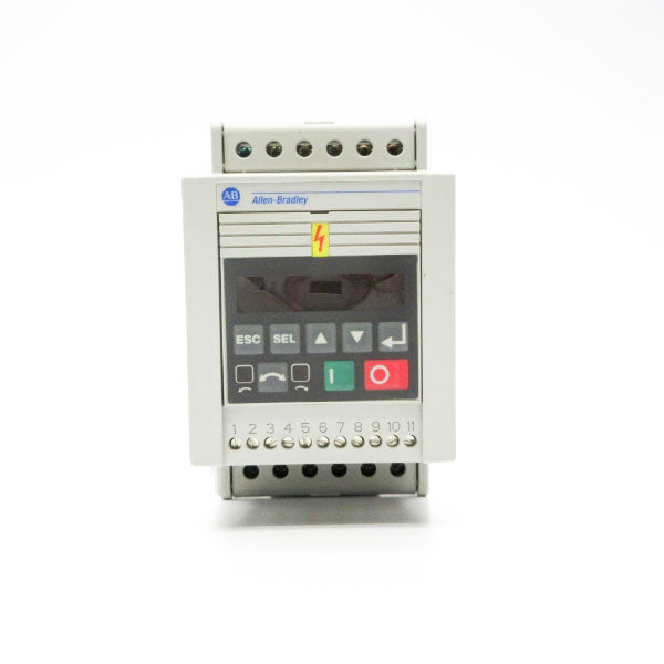 ALLEN BRADLEY 160-AA08NPS1P1 SER. C F/W 7.03 200-240V 9.4A UNMP