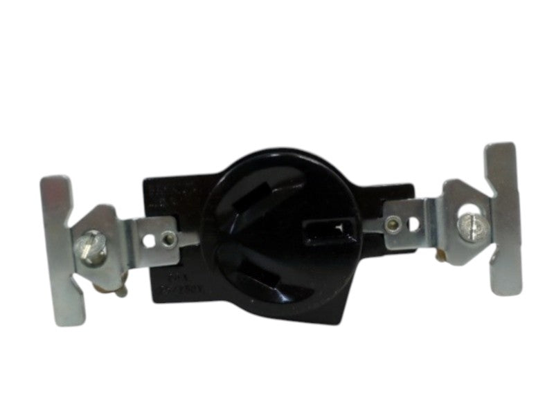 BRYANT 9326 RECEPTACLE 3POLE 3WIRE 20A 125/250V  NSNP