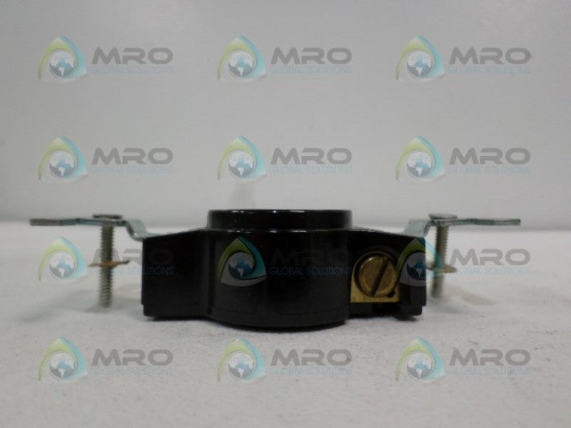 BRYANT 9326 RECEPTACLE 3POLE 3WIRE 20A 125/250V  NSNP