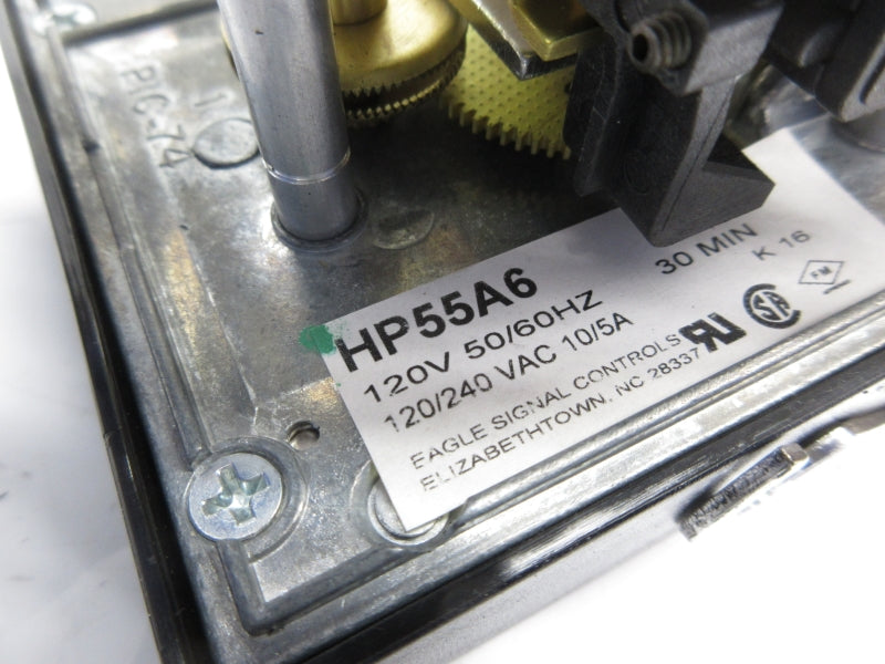 EAGLE SIGNAL CONTROLS HP55A6 120/240VAC 10/5A 30MIN NSNP