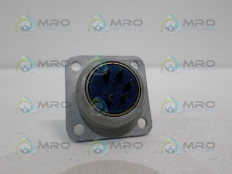 AMPHENOL 165-36 FEMALE CHASSIS CONNECTOR  UNMP