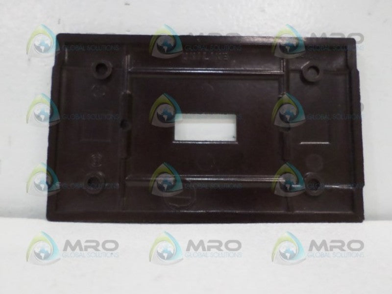 BRYANT X-10882 LIGHT SWITCH COVER  NSNP