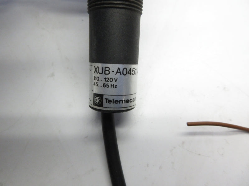 TELEMECANIQUE XUB-A045114S 110/120V NSNP