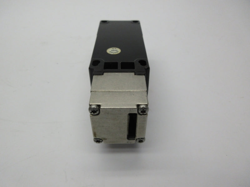 EUCHNER SGA1A-2131A-M 230V 4A UNMP