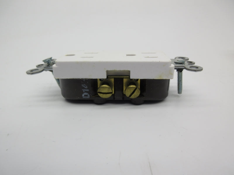 LEVITON 16252-W 125V 15A NSMP