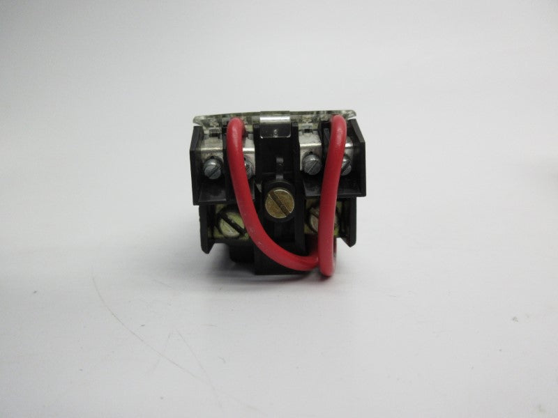 ALLEN BRADLEY 800MR-PT16GS SER. D 120V (BK/YL) NSMP