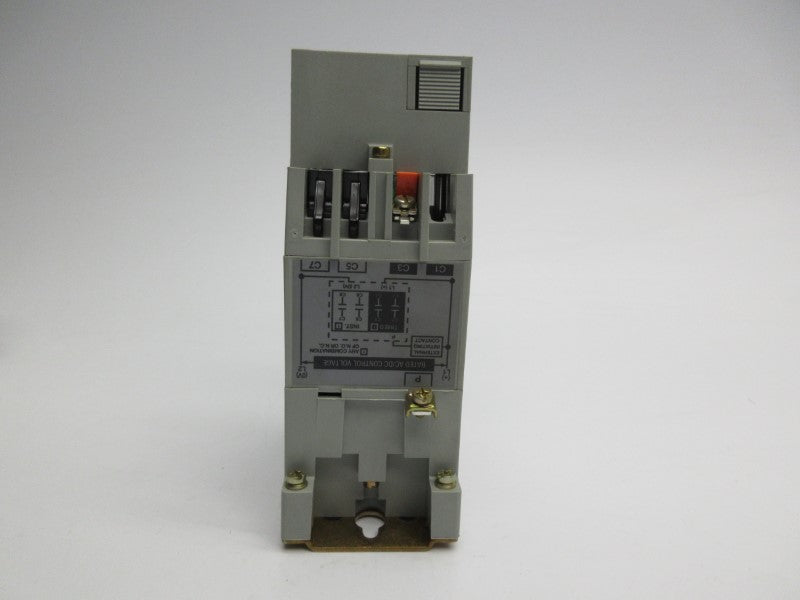 ALLEN BRADLEY 700-RTC00110U1 SER. A 110/120VAC (BR/WH) NSMP