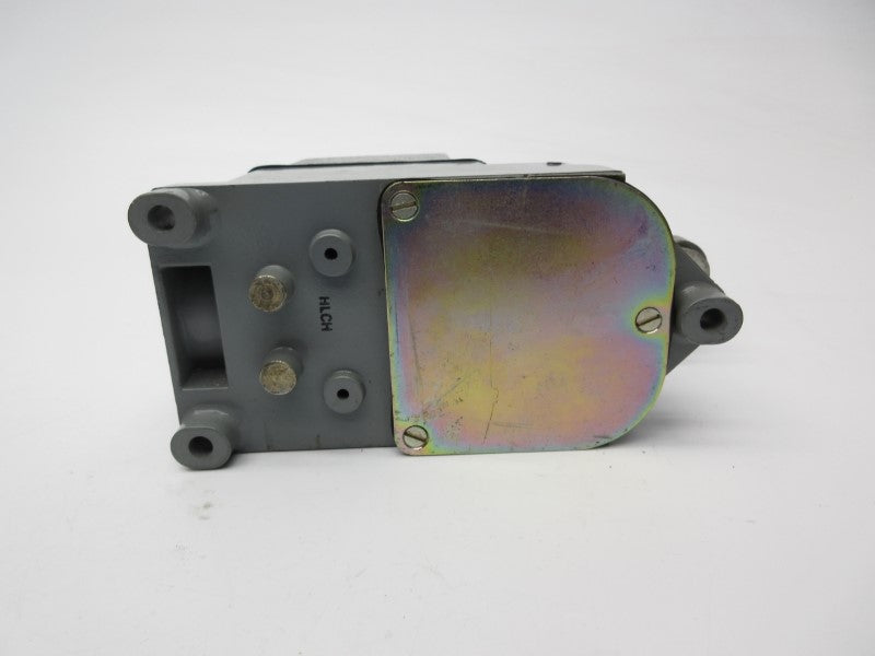 ALLEN BRADLEY 801-ASH22 SER. A 600VAC/DC NSNP