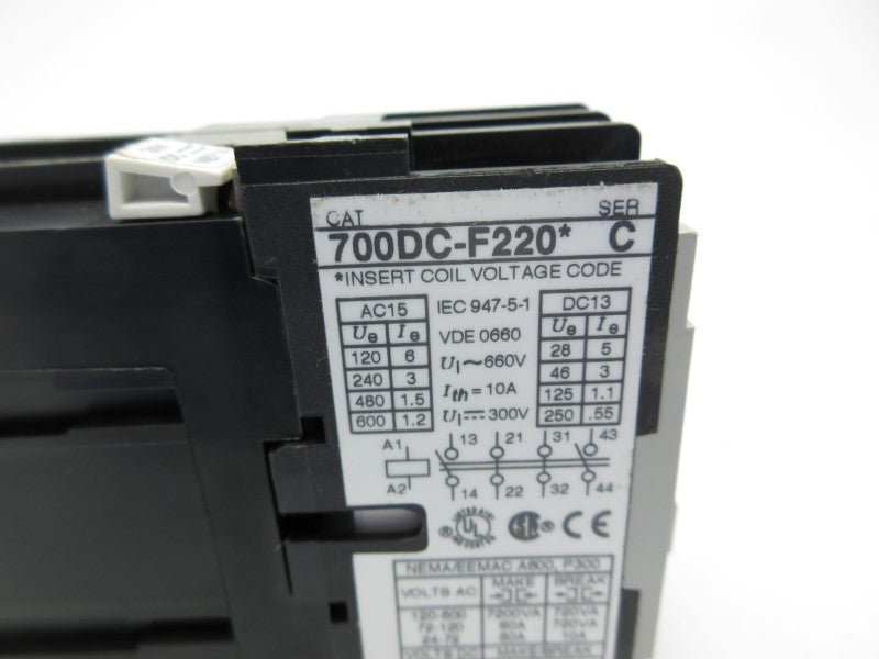 ALLEN BRADLEY 700DC-F220J SER. C 24VDC NSNP