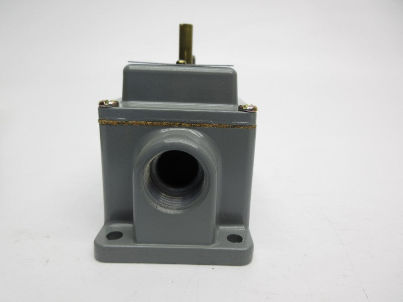 ALLEN BRADLEY 802T-R1TA SER. A 120VAC (BK/YL) NSMP
